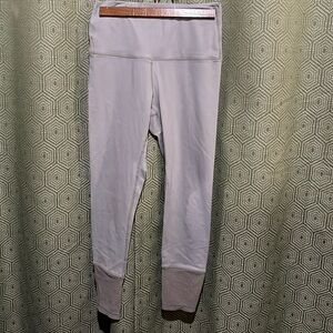 Zyia size medium leggings with mesh at ankles preloved with some pilling